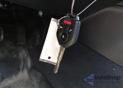 2017 Subaru Outback 2.5I Premium z USA, uszkodzony, nr VIN 4S4BSADC8H3243199